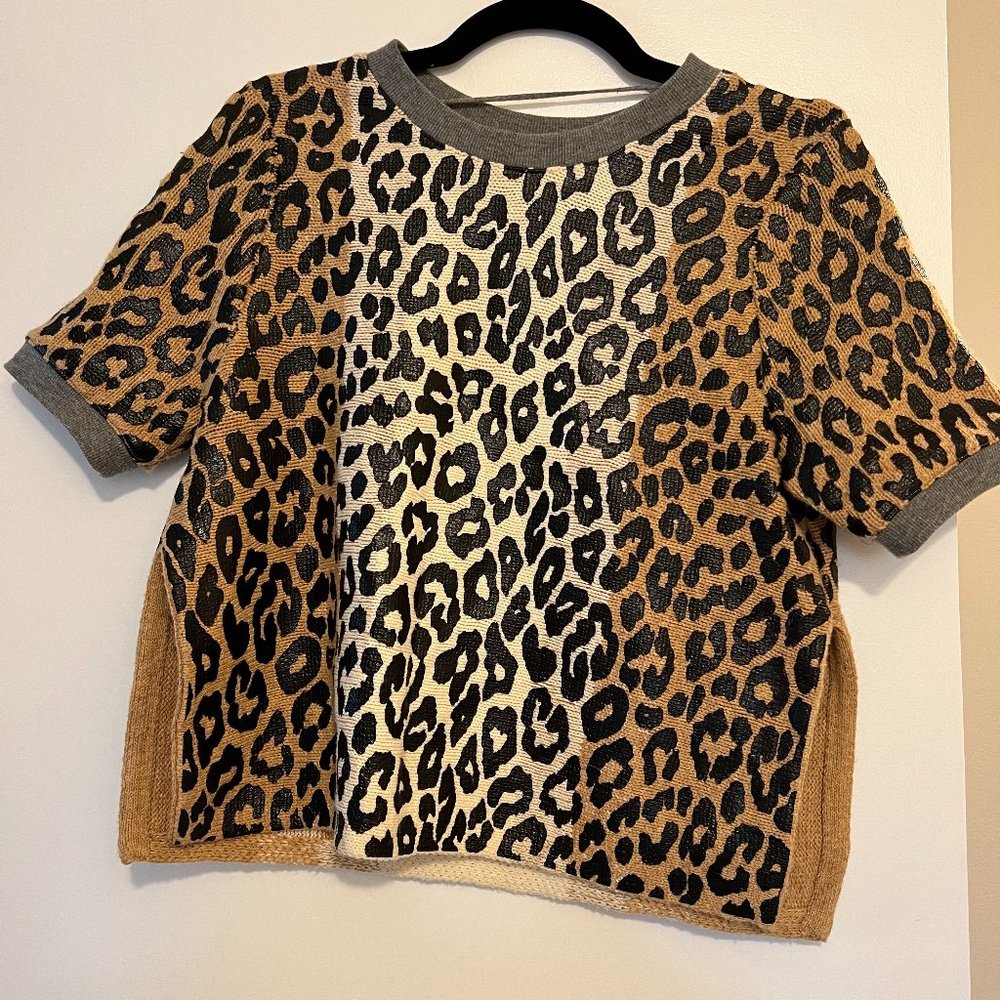 Elizabeth and James, Cheetah Cropped Top, Size S
